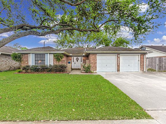 2nd image of 1001 Regency Dr
