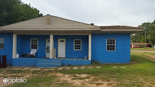 1st image of 290 W Wood St
