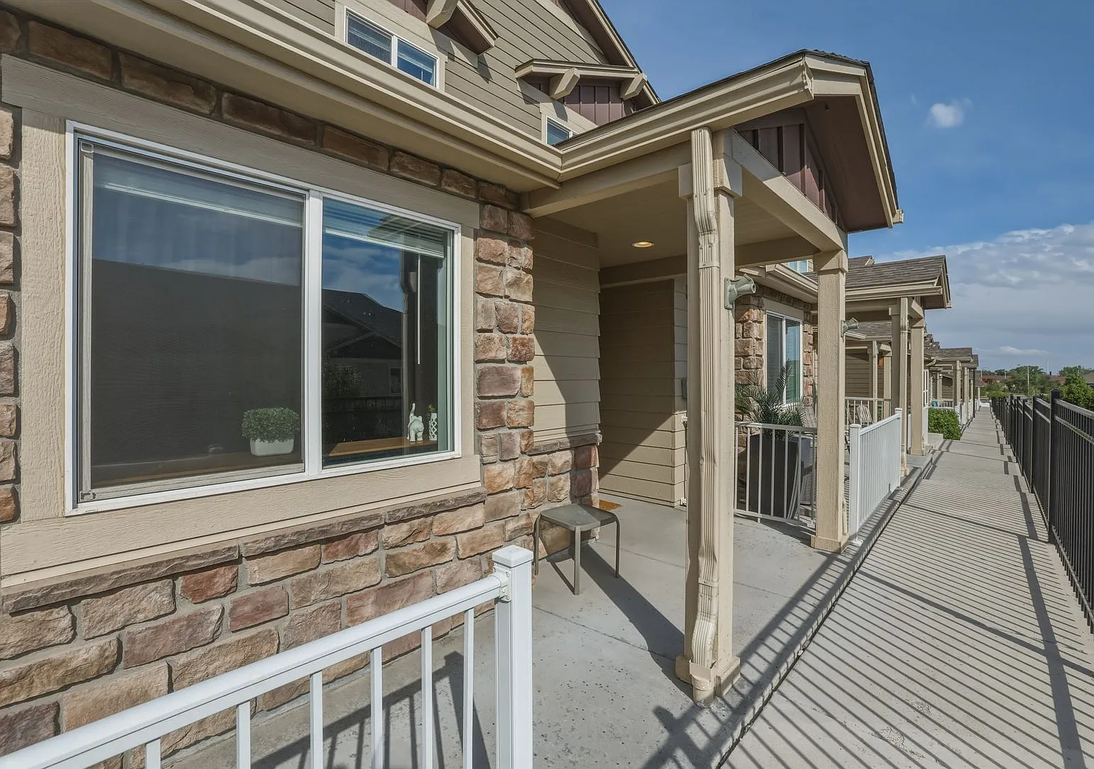 3 Bedroom Home Near Ft Carson with Furnished and Unfurnished options!! — Photo 1