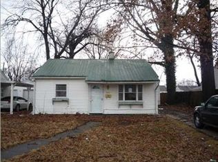 2401 Maplewood Cir, Evansville, IN
