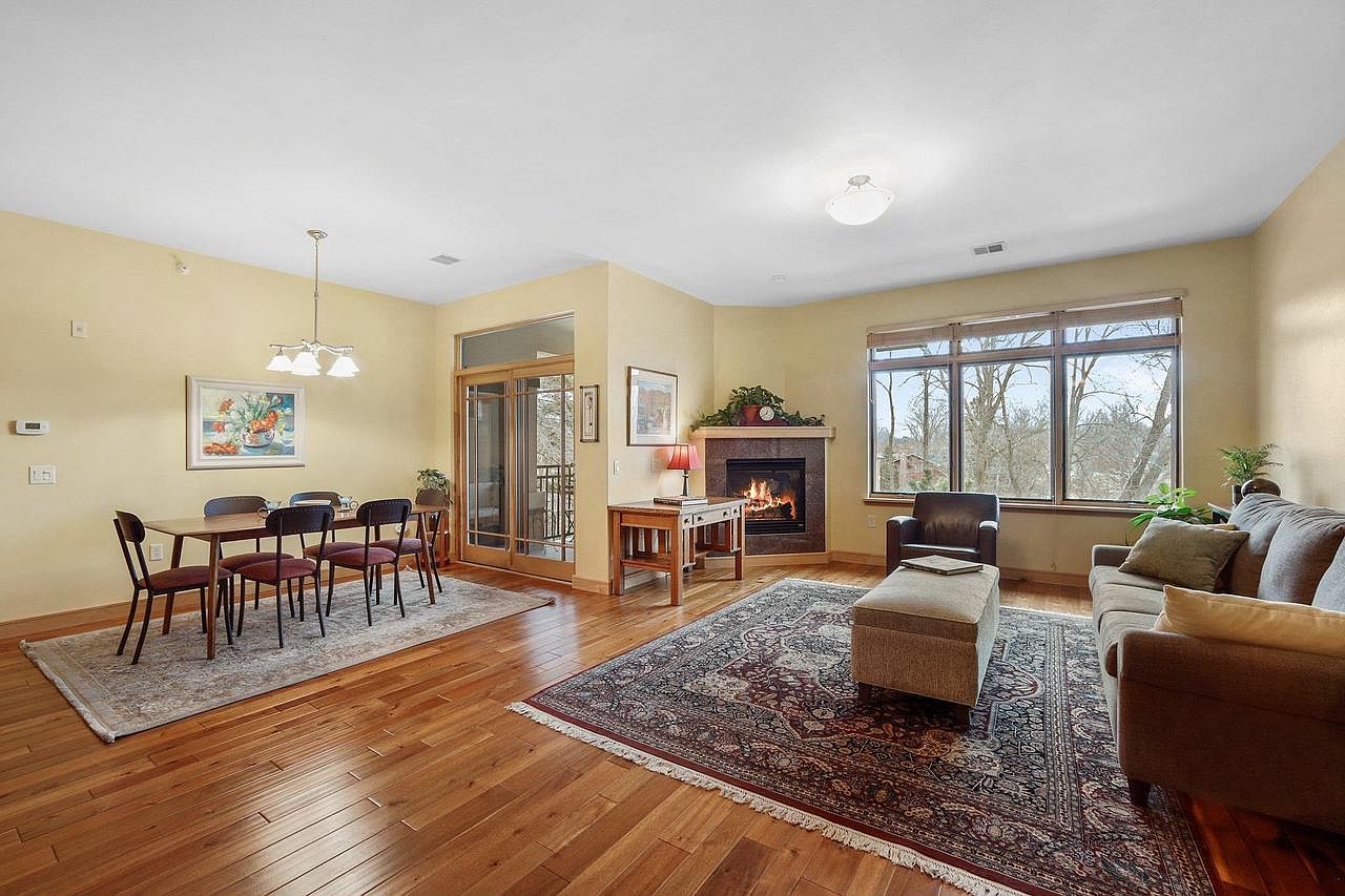 6767 Frank Lloyd Wright Ave UNIT 208, Middleton, WI 53562 Zillow