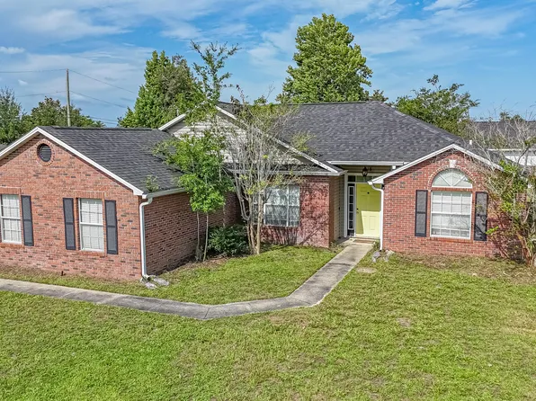 918 Delaware Ave, Lynn Haven, FL 32444