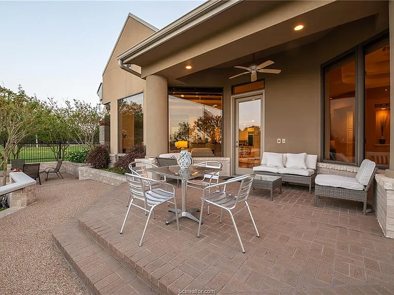4776 Stonebriar Cir — Photo 25