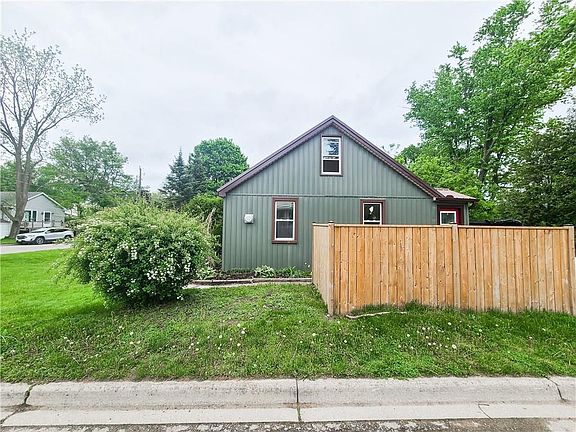 3rd image of 50 Woodhouse St
