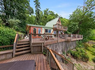 12821 SW Bachelor Rd, Vashon, WA 98070