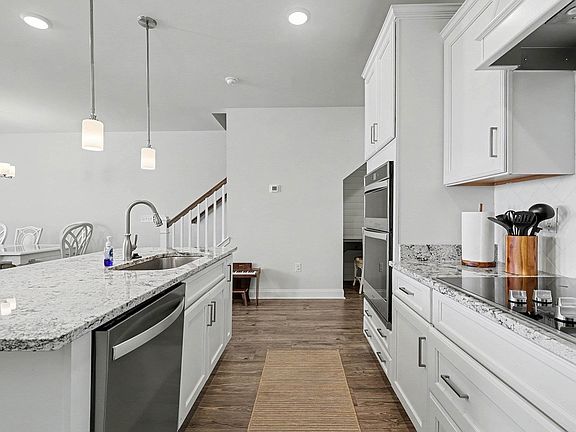 5th image of 5209 Double Eagle Way #5209