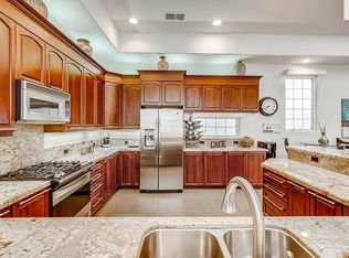 809 N Tremont St, Oceanside, CA 92054