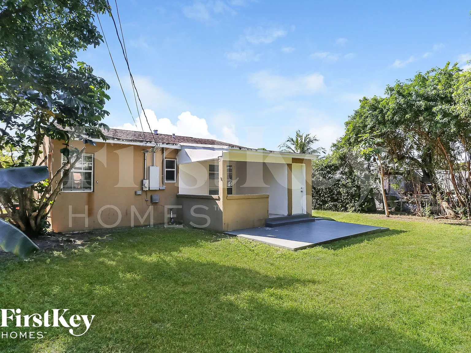 2 bed, 1.0 bath, 1050 sqft, $2,490 — Photo 2