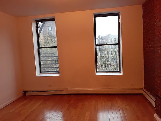 3rd image of 164 E 107th St #2A