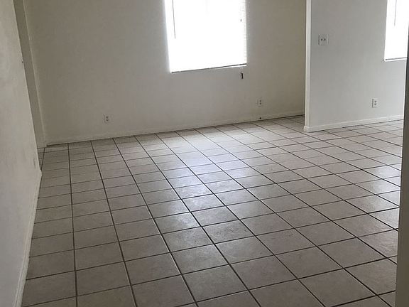3rd image of 249 W 113th St