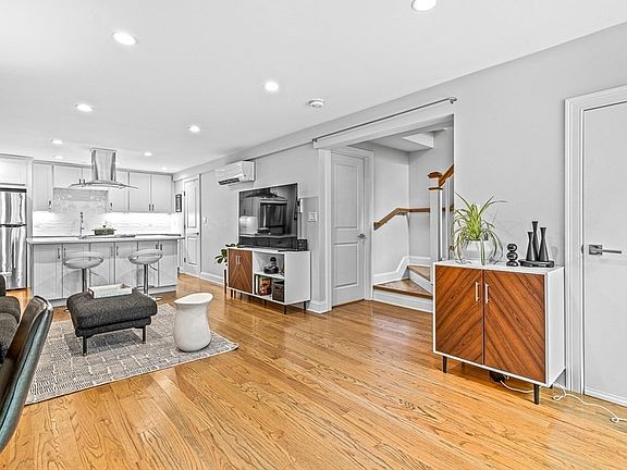 3rd image of 57 Broadway #1