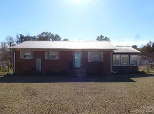 622 E Pigg St, Pageland, SC 29728