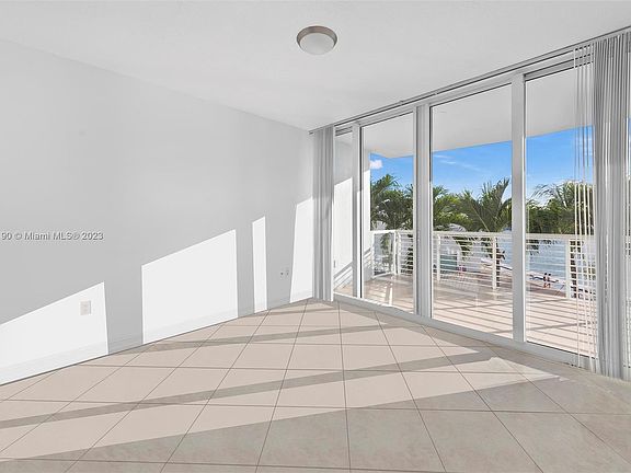 5th image of 6580 Indian Creek Dr APT 306
