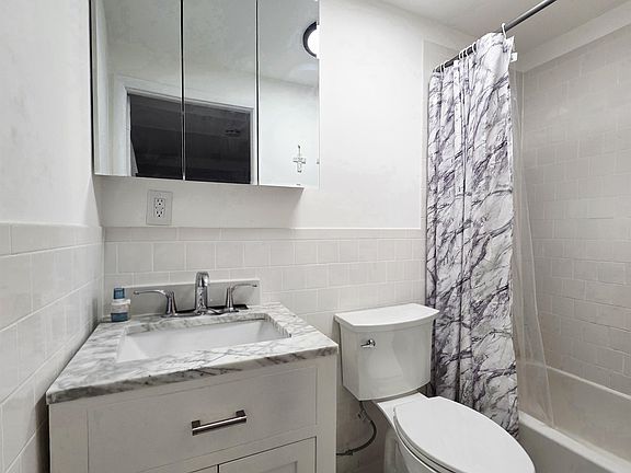 5th image of 132 42nd St Floor 1