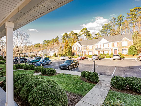 3rd image of 11364 Abbots Cross Ln