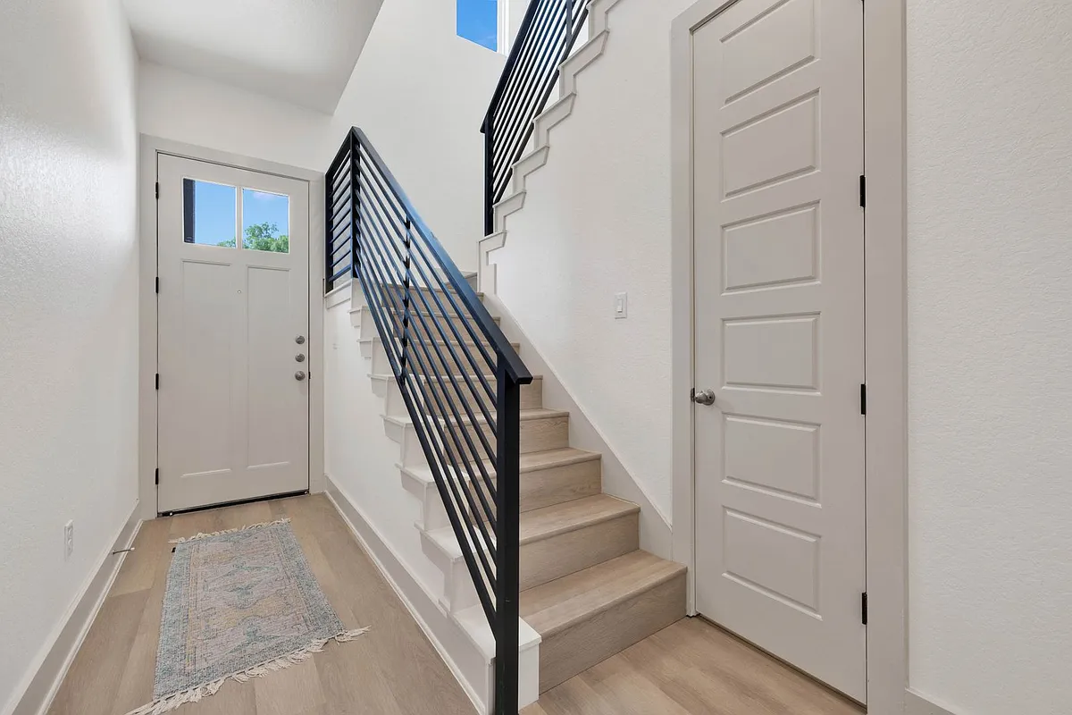 Building Photo - 5150 Kelwood