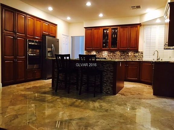 4th image of 3843 Ruskin St #0