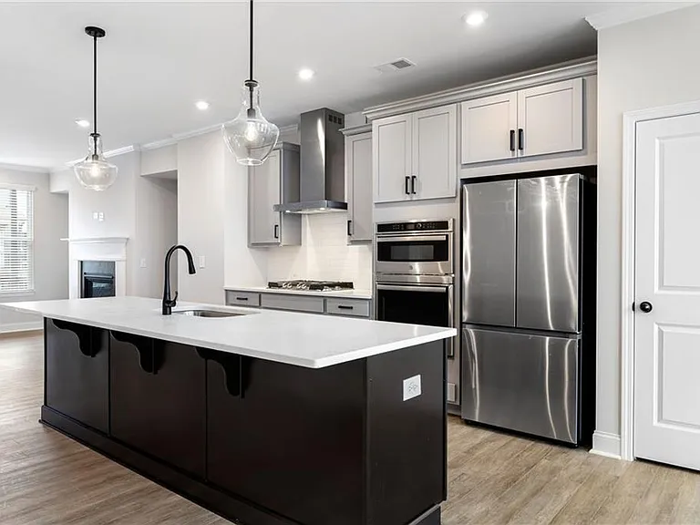 422 Herring Dr — Photo 3