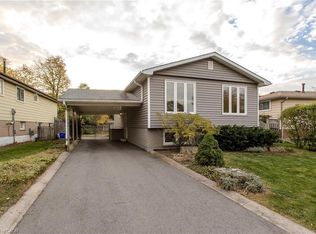4442 Bennett Rd, Burlington, ON L7L 1Y9