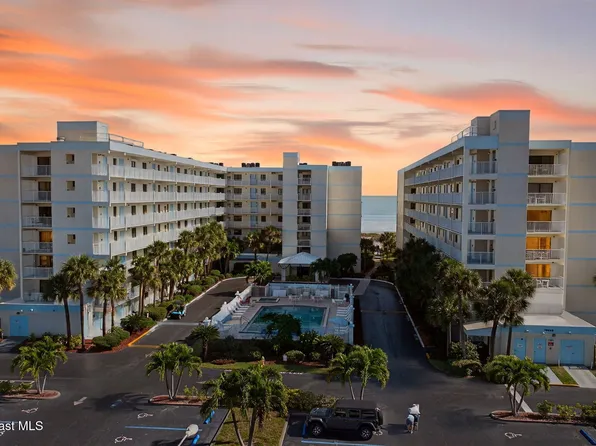 1050 N Atlantic Ave APT 201, Cocoa Beach, FL 32931
