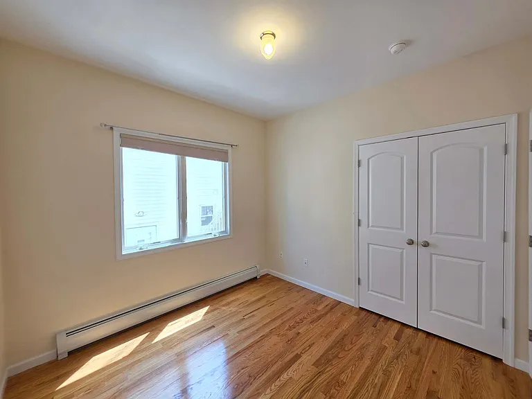 16 Allen Pl #1 — Photo 6