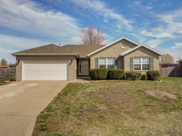 517 Silver Leaf Lane, Willard, MO 65781