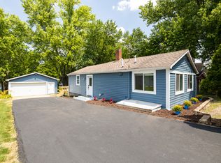 9249 Van Emmon Rd, Yorkville, IL 60560