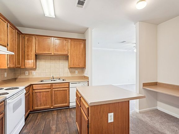 5th image of 100 Wesley Stonecrest Cir #10104