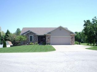 58726 Ox Bow Dr, Elkhart, IN 46516