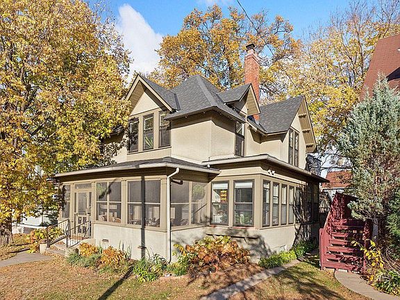 5th image of 3029 Irving Ave S #1