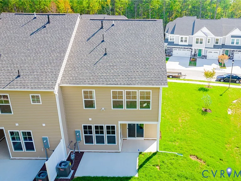 18372 Palisades Ct — Photo 39