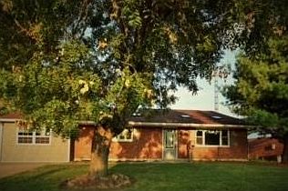 1st image of 412 Falcon Dr