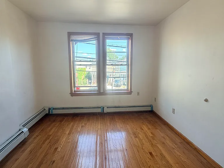 693 Kennedy Blvd #2 — Photo 6