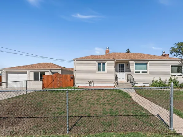 2002 S 3rd Ave, Cheyenne, WY 82007