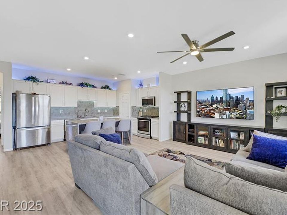 1st image of 1180 Solano Hills Ct