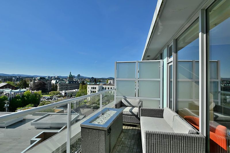 Victoria Apartment for rent - 2 Bedrooms — photo 15