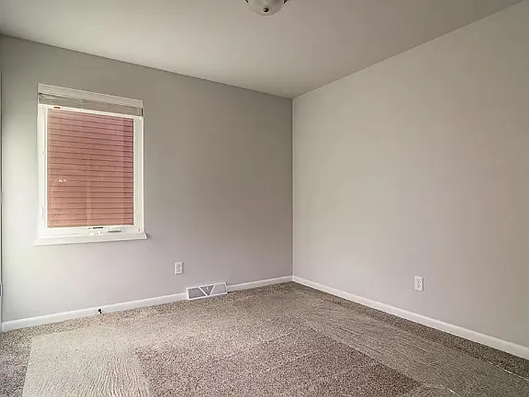 2741 Spark St — Photo 9