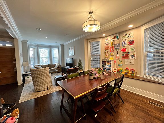 4th image of 3616 N Bosworth Ave #15