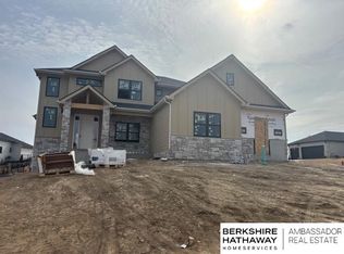 19031 Sycamore Dr, Gretna, NE 68028