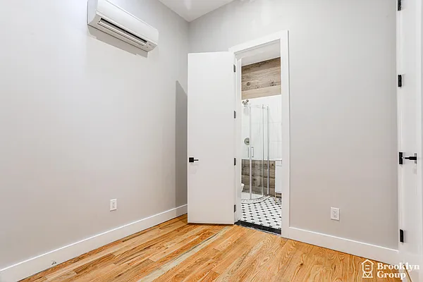 Rented by Brooklyn Group | media 29