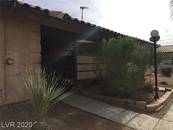 3rd image of 217 N Lamb Blvd