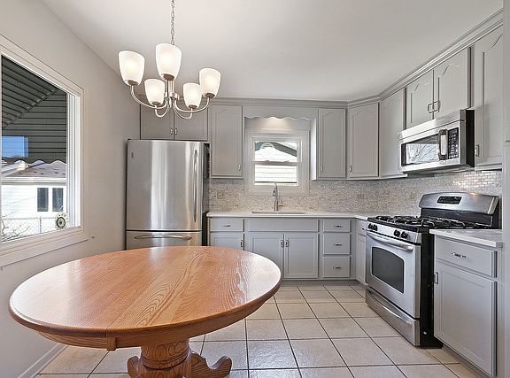 3rd image of 16136 Debra Dr