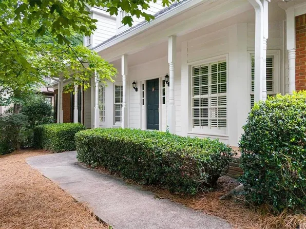 8855 Glen Ferry Dr, Johns Creek, GA 30022