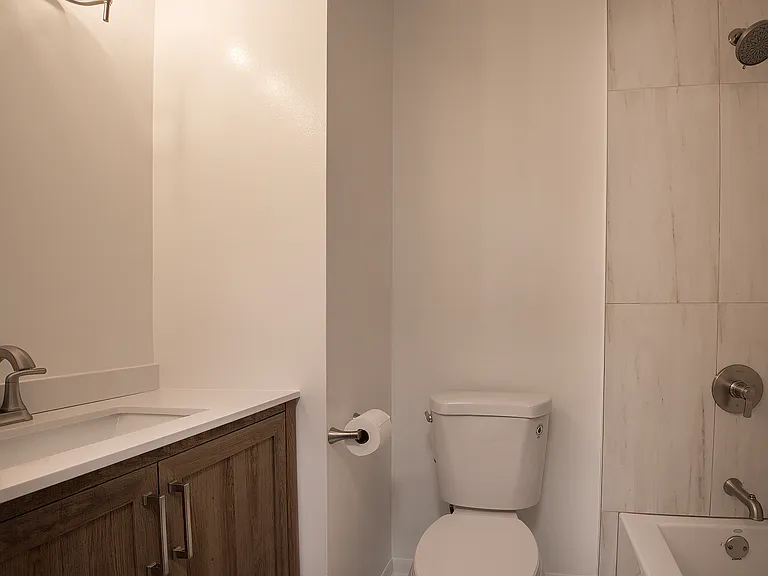 1021 Lonsdale Rd — Photo 11