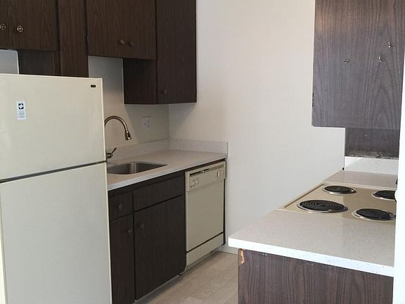 3rd image of 1625 Leavenworth St APT 101