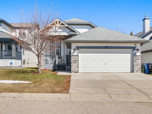 114 S Rocky Ridge Grn NW, Calgary, AB T3G 4R6