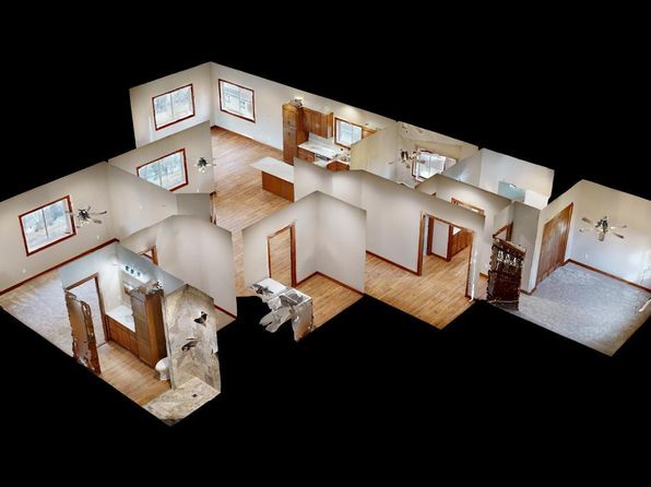 347 5th Ave NE, Mazeppa, MN 55956