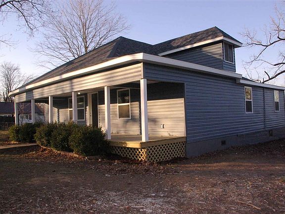 2nd image of 661 Wayne 312 Cres #312