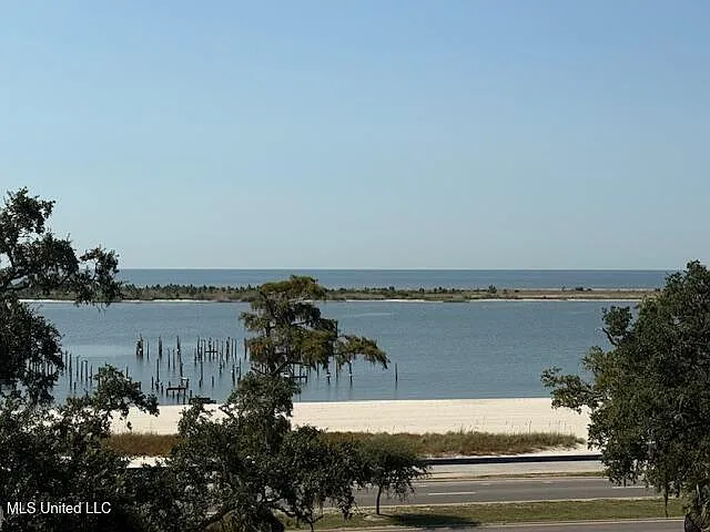 520 Beach Blvd #508 — Photo 35