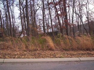 1010 Falcon Run Dr, Soddy Daisy, TN 37379